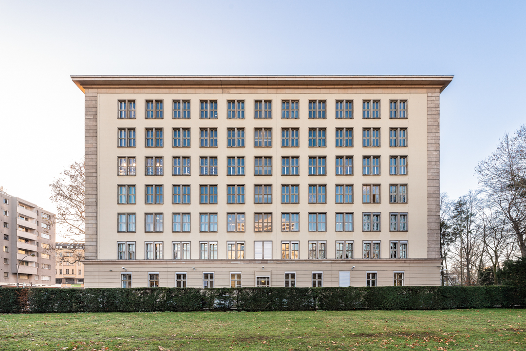 Vivion establishes EMTN programme